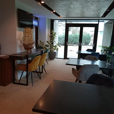 El Boutique Hotel 3*